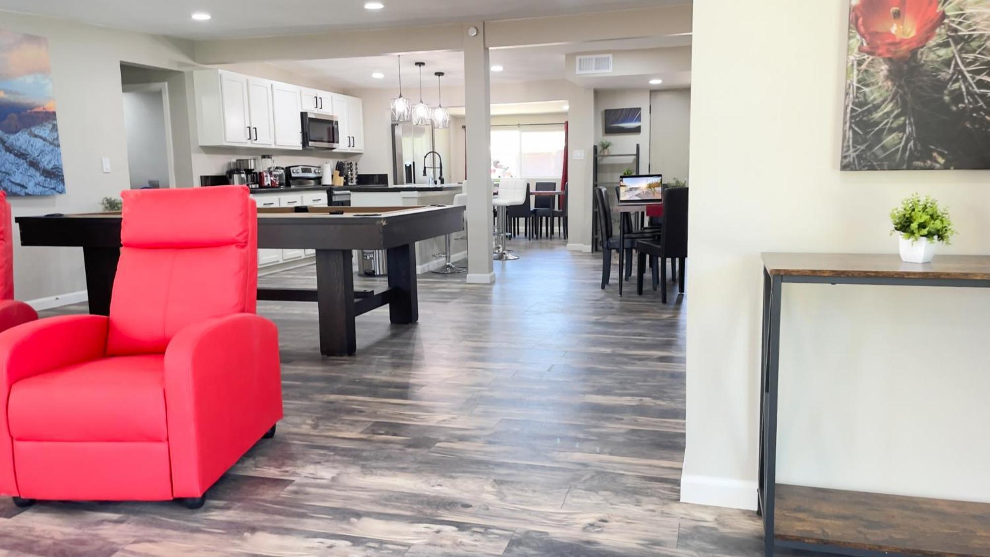 Private Home - Heated Pool, Billiards, Darts, Foosball, Fireplace, 5 Smart Tvs, Bbq, Cotton Bedding - The Saguaro Sanctuary, Pool Heat Optional Tucson Eksteriør billede